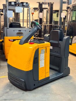 Jungheinrich Schlepper EZS 350XL
