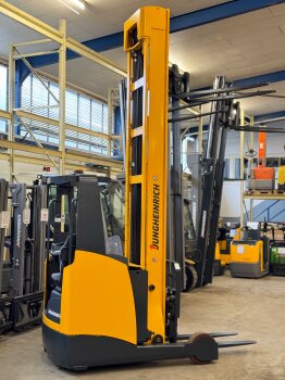 Jungheinrich Schubmaststapler ETV 320 1151DZ