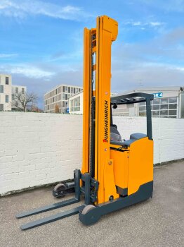 Jungheinrich Schubmaststapler ETV 216 992DZ