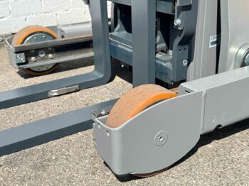 Jungheinrich Schubmaststapler ETV 214 SP GNE 130-830 DZ