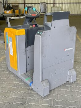 Jungheinrich Schlepper EZS 350