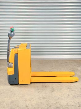 Jungheinrich Niederhubwagen EJE C20