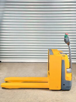 Jungheinrich Niederhubwagen EJE C20