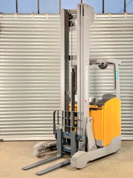 Jungheinrich Schubmaststapler ETV 216 SP DL GE 115 872 DZ