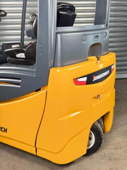 Jungheinrich Frontstapler EFG 218k