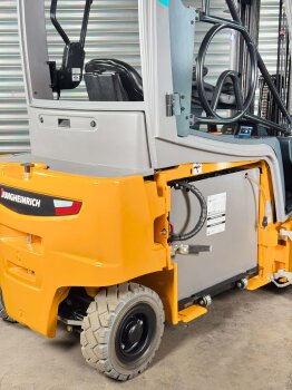 Jungheinrich Frontstapler EFG 320