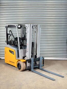 Jungheinrich Frontstapler EFG 218