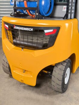Jungheinrich Frontstapler TFG 435s