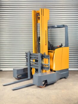 Jungheinrich Schubmaststapler ETV Q20