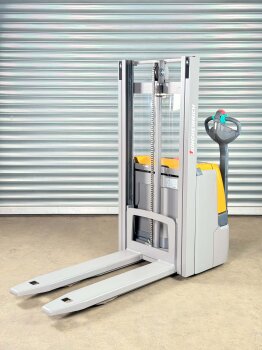 Jungheinrich Hochhubwagen EJC 112