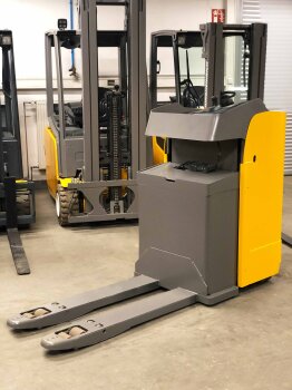 Jungheinrich Niederhubwagen ESE 120