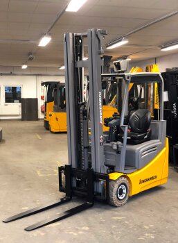 Jungheinrich Frontstapler EFG 218k