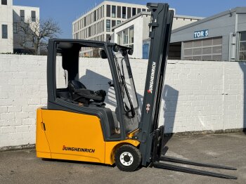 Jungheinrich Frontstapler EFG 216k