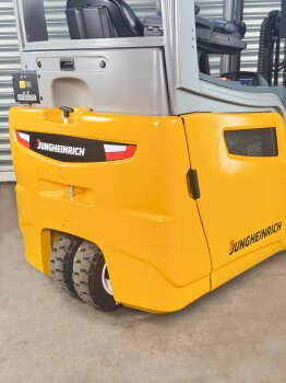 Jungheinrich Frontstapler EFG 220