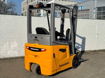 Jungheinrich Frontstapler EFG 220