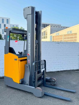 Jungheinrich Schubmaststapler ETV 214