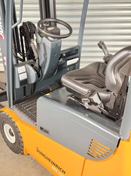 Jungheinrich Frontstapler EFG 113