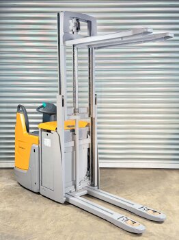 Jungheinrich Hochhubwagen ERD 220 drive Plus