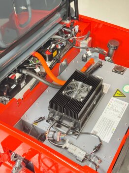 3-Rad Elektro-Stapler Neu -1.6t - 6 Jahre Garantie - 4.8m Hub - sofort verfügba