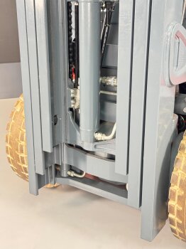 4-Rad Elektro- Stapler Neu - 2.5t - 6 Jahre Garantie - 4.7m Hub - STVO - sofort verfügbar