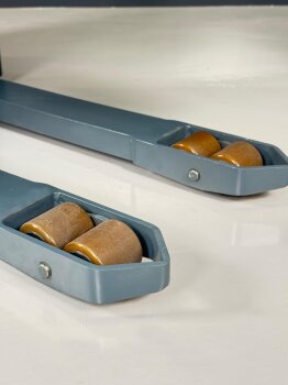 Hochhubwagen - Neu - 2t- 4.8m Hub - Triplex - Lithium wartungsfrei - robust -sofort verfügbar