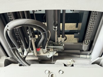 Jungheinrich Schubmaststapler ETV 214