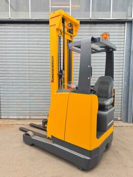 Jungheinrich Schubmaststapler ETV 214