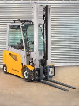 Jungheinrich Frontstapler EFG 425k