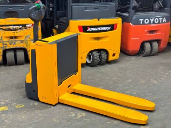 Jungheinrich Niederhubwagen EJE C20