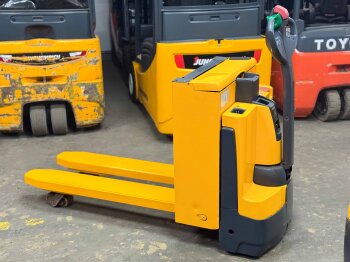 Jungheinrich Niederhubwagen EJE C20