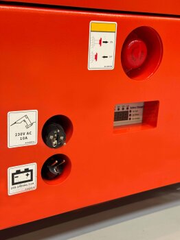 Heli Arbeitsbühne JS0812