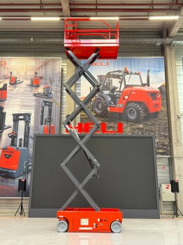 Heli Arbeitsbühne JS0812