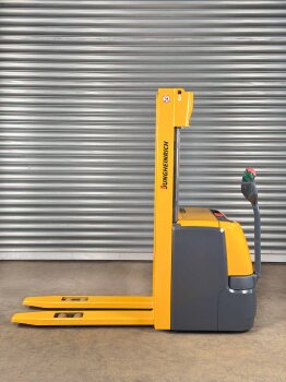 Jungheinrich Hochhubwagen EJC 214