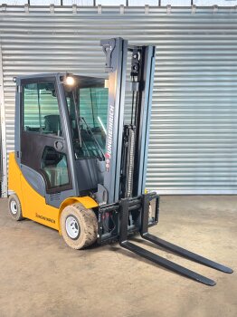 Jungheinrich Frontstapler TFG 425s