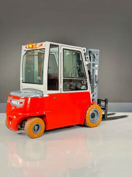 Heli Elektro 4,5t Stapler - 4,7m Hub Triplex - Garantie