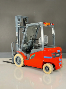 Heli Elektro 2,5t Stapler 4-Rad - 4,5m Hub Duplex - Garantie