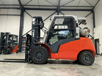 Heli Gas 5t Stapler KUBOTA 4,7m Hub Triplex - Garantie