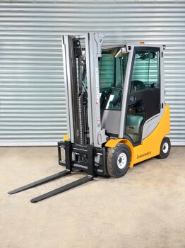 Jungheinrich Frontstapler TFG 425s