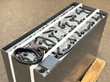 Jungheinrich Schubmaststapler ETV 214