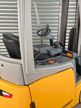 Jungheinrich Frontstapler EFG 215