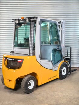 Jungheinrich Frontstapler DFG 320