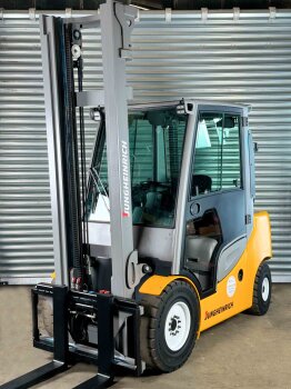 Jungheinrich Frontstapler DFG 550s