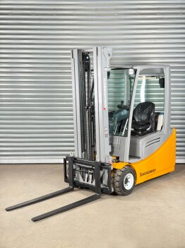 Jungheinrich Frontstapler EFG 220