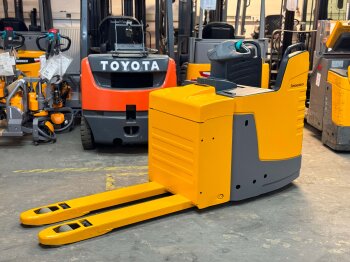 Jungheinrich Niederhubwagen ERE 225