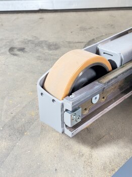 Jungheinrich Schubmaststapler ETV 216
