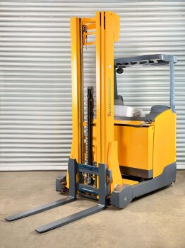 Jungheinrich Schubmaststapler ETV 216
